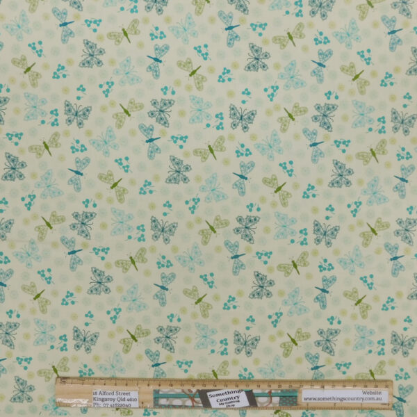 Patchwork Quilting Fabric Butterfly Beige Pale Green FQ 50x55cm
