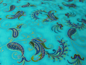 Quilting Patchwork Cotton Sewing Fabric AQUA METALLIC PAISLEY 50x55cmFQ NEW