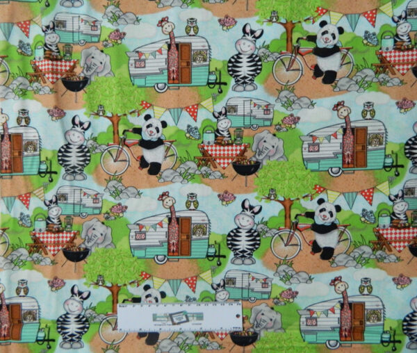 Patchwork Quilting Sewing Fabric KIDS ANIMALS CAMPING Material 50x55cm New