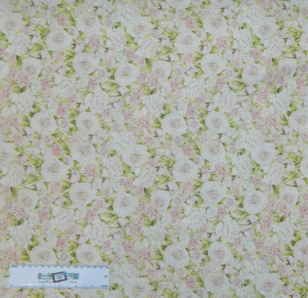 Quilting Patchwork Sewing Fabric ROMANTIC FLORAL PALE PINK Cotton 50x55cmFQ NEW Freepost