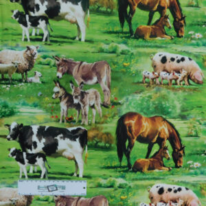 Patchwork Quilting Sewing Fabric FARMYARD SUNNY PASTURES 50x55cm FQ New
