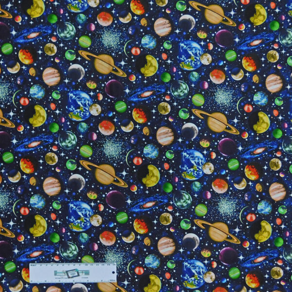 Patchwork Quilting Sewing Fabric Solar System Planets Space 50x55cm FQ New