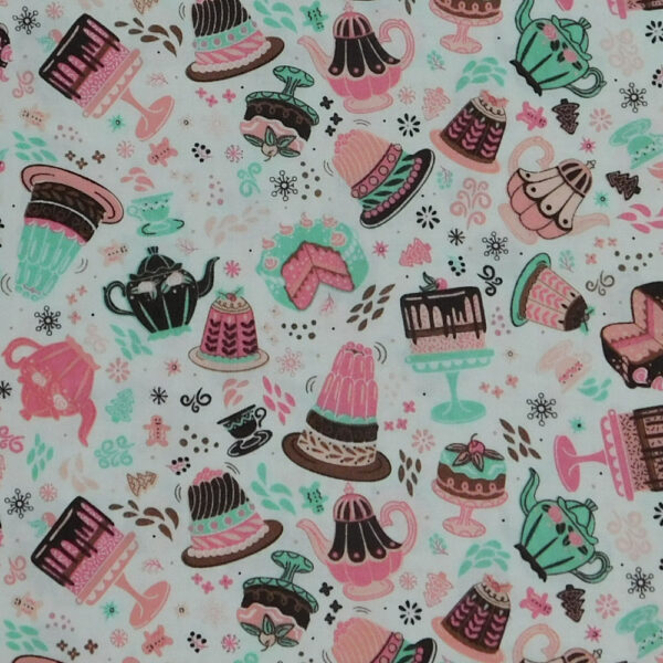 Patchwork Quilting Sewing Fabric CAKES BAKERY Allover 50x55cm FQ New