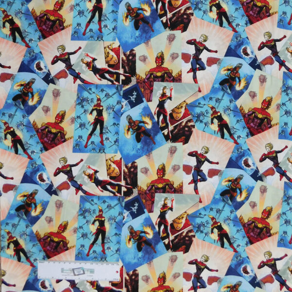 Quilting Patchwork Sewing Fabric CAPTAIN MARVEL 50x55cm FQ New Material