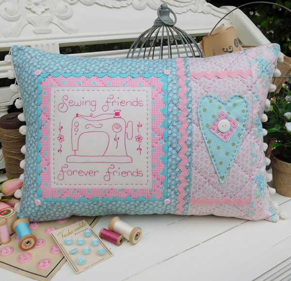 Quilting Sewing Cushion Pattern SEWING FRIENDS Rivendale Collection