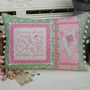 Quilting Sewing Cushion Pattern STITCHING FRIENDS Rivendale Collection