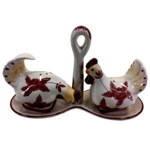 Collectable Novelty Kitchen Dining Chickens on Plate Salt and Pepper Set