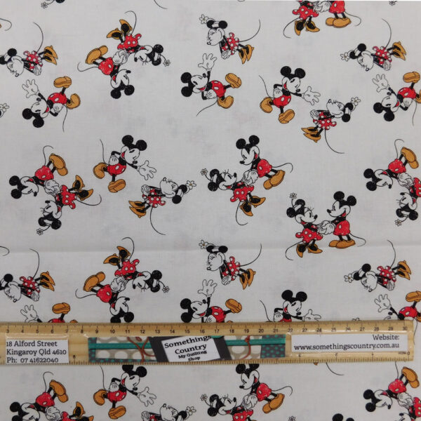 Quilting Patchwork Fabric Disney Mickey and Minnie Scattered 50x55cm FQ