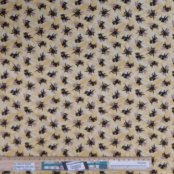 Quilting Patchwork Fabric You Bug Me Bees Allover 50x55cm FQ
