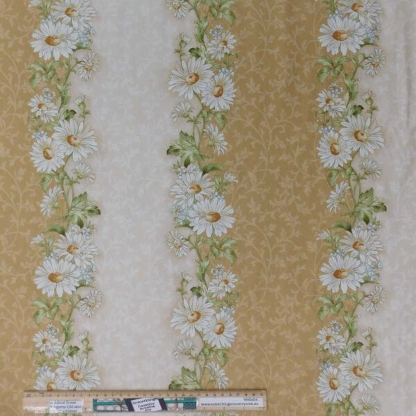 Quilting Patchwork Sewing Fabric Fawn Daisy Border 50x55cm FQ