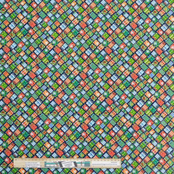 Quilting Patchwork Fabric Christmas Presents Allover 50x55cm FQ