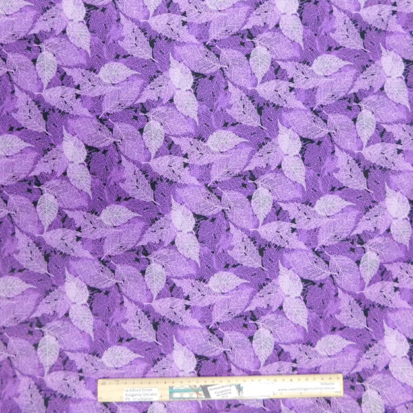 Quilting Patchwork Sewing Fabric Foliage Leaves Lavender 50x55cm FQ