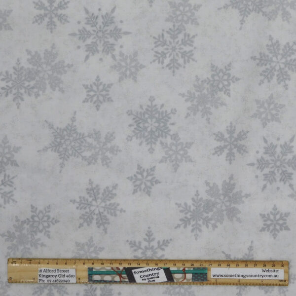 Quilting Patchwork Sewing Fabric Christmas Snowflakes White 50x55cm FQ