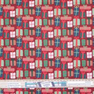 Patchwork Quilting Sewing Fabric Xmas Presents 50x55cm FQ