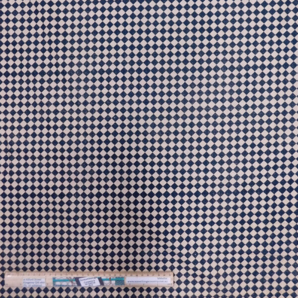 Quilting Patchwork Sewing Fabric Tan Black Diamond Check 50x55cm FQ