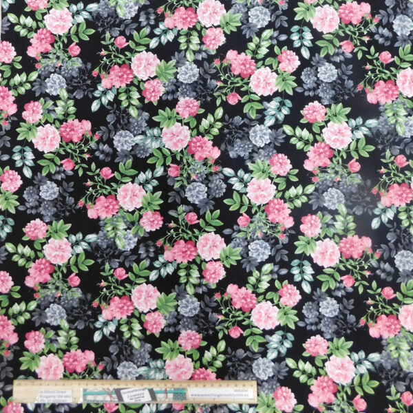Quilting Patchwork Sewing Fabric Floral Romance 50x55cm FQ