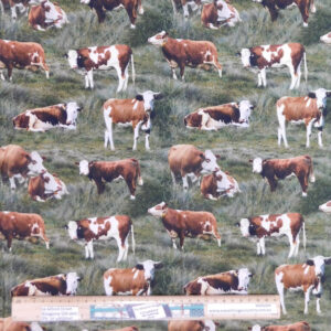 Quilting Patchwork Sewing Fabric Hereford Cows 50x55cm FQ