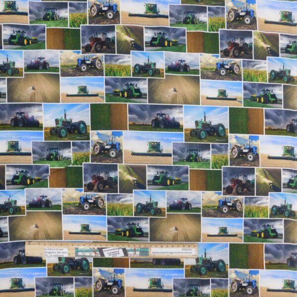 Patchwork Quilting Sewing Fabric John Deere Tractor Tiles 50x55cm FQ