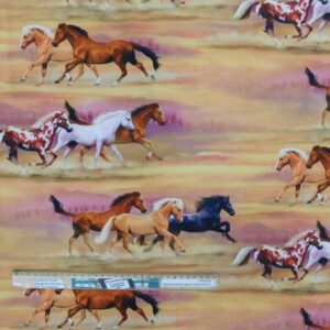 Patchwork Quilting Sewing Fabric Horses in the Sun Material 50x55cm FQ