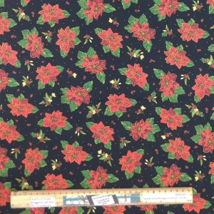 Patchwork Quilting Sewing Fabric Christmas Poinsettias 50x55cm FQ