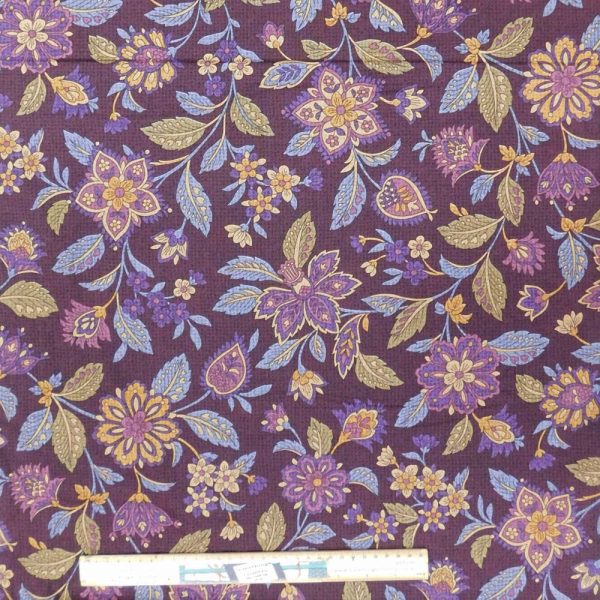Quilting Patchwork Sewing Fabric Everlasting Purple Plum Flowers 50x55cm FQ