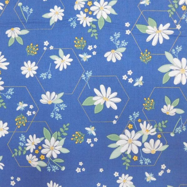 Quilting Patchwork Sewing Fabric Blue Daisy Fields 50x55cm FQ