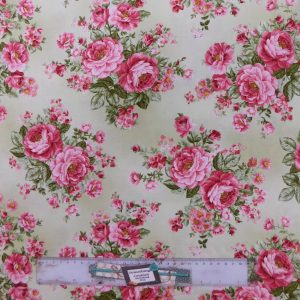 Quilting Patchwork Fabric Bouquet of Roses Sage Large 50x55cm FQ