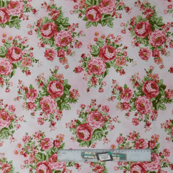 Quilting Patchwork Fabric Bouquet of Roses Blush Roses Large 50x55cm FQ