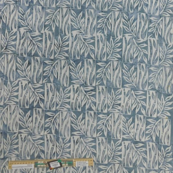 Quilting Patchwork Fabric Sewing Grey Leaves BATIK Wide Backing 270x50cm