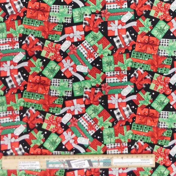 Quilting Patchwork Sewing Fabric Christmas Gifts 50x55cm FQ