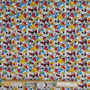 Quilting Patchwork Sewing Fabric Disney Mickey & Friends 50x55cm FQ