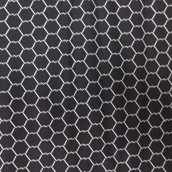 Quilting Patchwork Sewing Fabric Black Chicken Wire 50x55cm FQ