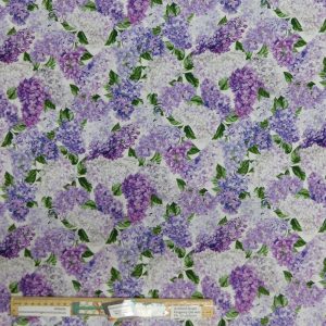 Quilting Patchwork Sewing Fabric Lilac Garden Allover 50x55cm FQ