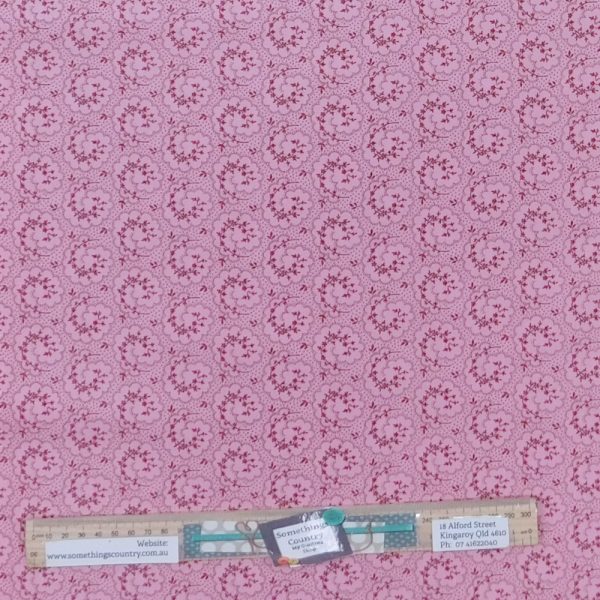 Quilting Patchwork Sewing Fabric Bouquet Roses Pink Floral 50x55cm FQ