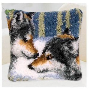 Crafting Kit Latch Hook Wolves Cushion with Canvas Hook and Threads