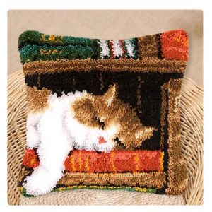 Crafting Kit Latch Hook Sleeping Cat Cushion with Canvas Hook and Threads