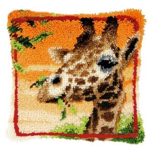 Crafting Kit Latch Hook Giraffe Cushion with Canvas Hook & Threads