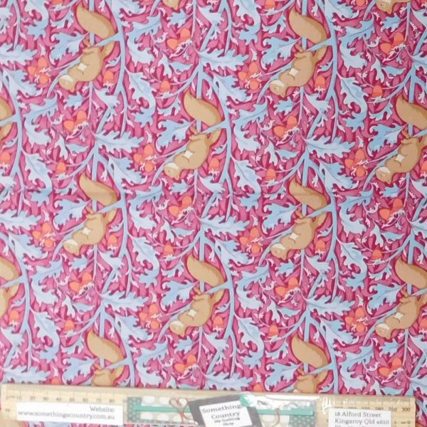 Quilting Patchwork Fabric TILDA Hibernation Squireldream Hibiscus 50x55cm FQ