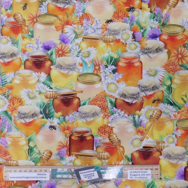 Patchwork Quilting Sewing Fabric Honey Flower Allover 50x55cm FQ