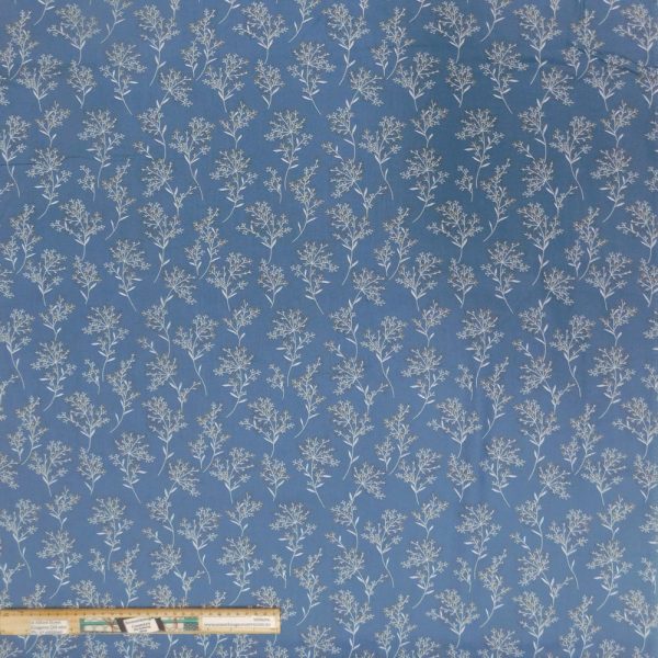 Quilting Patchwork Sewing Fabric Ring Roses Baby Breath Blue 50x150cm