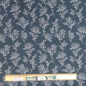 Quilting Patchwork Sewing Fabric Ring Roses Baby Breath Charcoal 50x150cm