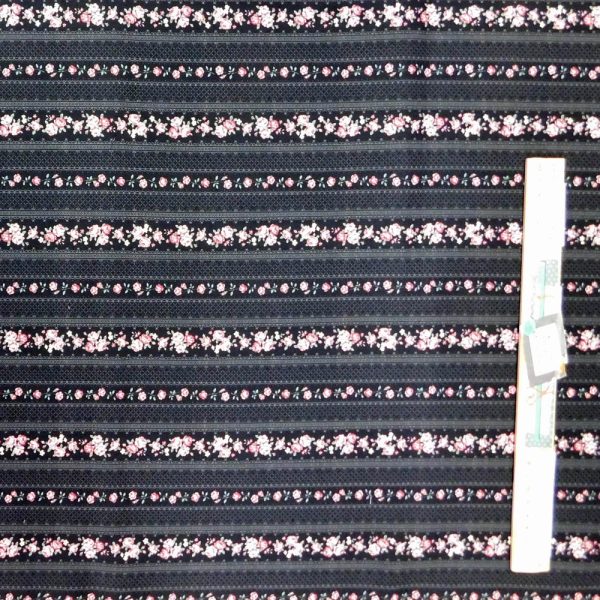 Quilting Patchwork Sewing Fabric Black Pink Roses Border 50x55cm FQ
