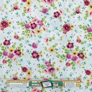 Quilting Patchwork Sewing Fabric In Love Flowers 50x55cm FQ