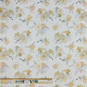 Quilting Patchwork Sewing Fabric Floral Swan Cream 50x55cm FQ