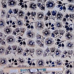 Quilting Patchwork Sewing Batik Gum Blossom on Cream 50x55cm FQ