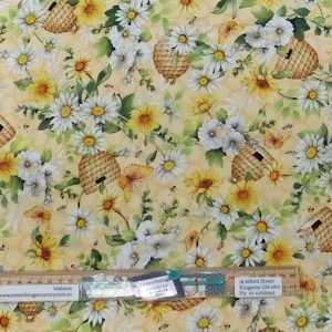 Quilting Patchwork Sewing Garden Buzz Bees 50x55cm FQ