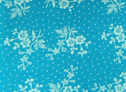 Patchwork Quilting Sewing Fabric AZURE BLUE White Flowers FQ 50x55cm New Material